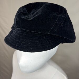Vintage KOKIN New York Black Velvet Pageboy Hat